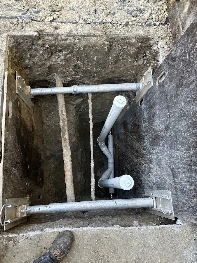 Experienced plumber completing Backflow Testing work in Wailuku